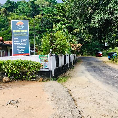 Diyaluma Falls Inn Koslanda 外观 照片
