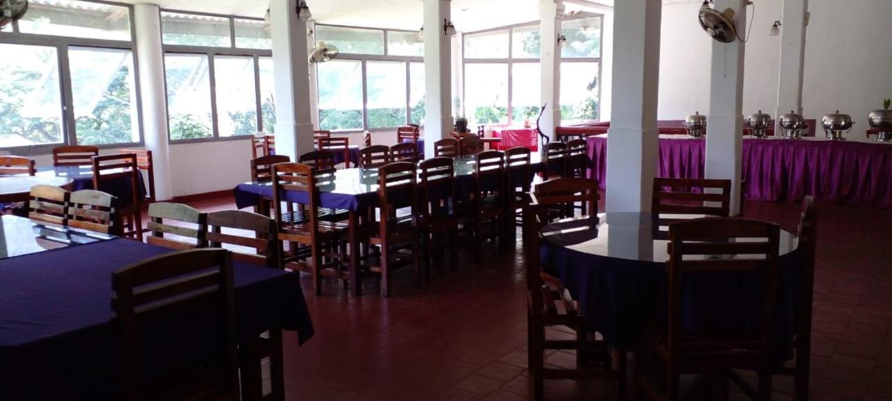 Diyaluma Falls Inn Koslanda 外观 照片